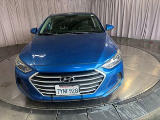 Used 2017 Hyundai Elantra SE FWD video 2
