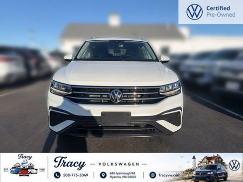 Certified 2023 Volkswagen Tiguan SE FWD image 3