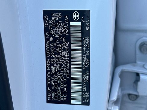 New 2026 Toyota Prius Limited FWD image 34