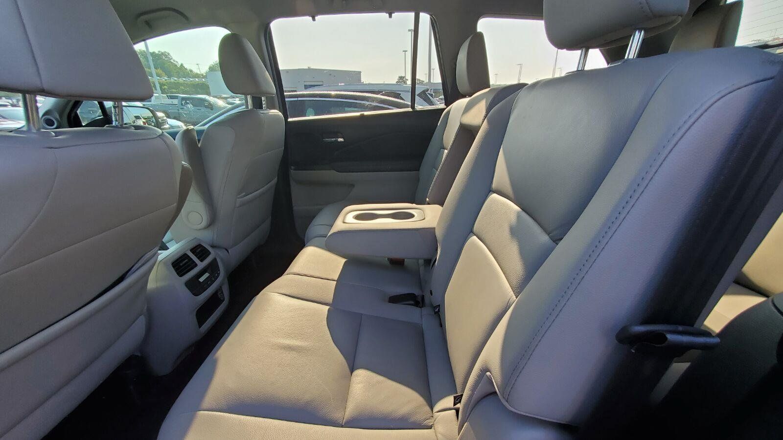 Used 2022 Honda Pilot EX-L image 5
