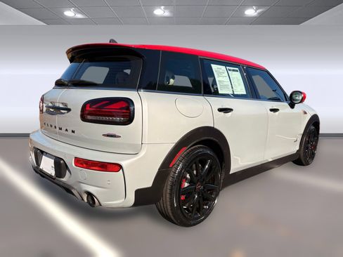 Used 2022 MINI Cooper Clubman John Cooper Works image 9