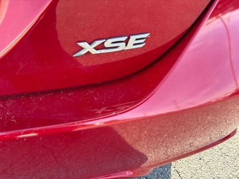 Used 2019 Toyota Camry XSE FWD image 6