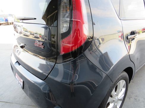 Used 2016 Kia Soul ! w/ Premium Package image 33