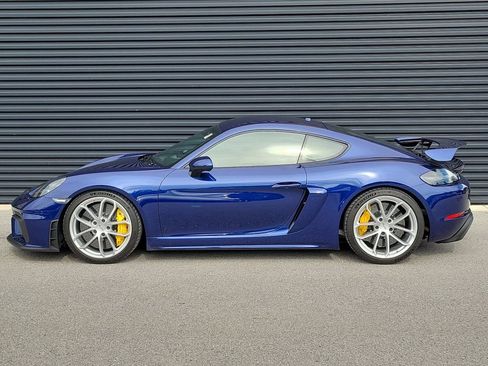 Certified 2020 Porsche 718 Cayman GT4 RWD image 2