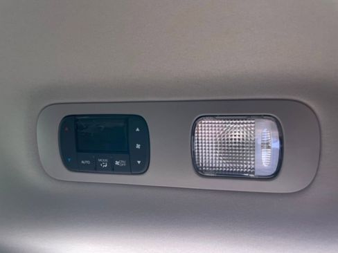 New 2026 Honda Odyssey Touring image 40