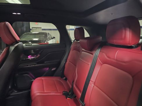 Used 2023 Lincoln Corsair Reserve w/ Equipment Group 202A image 8