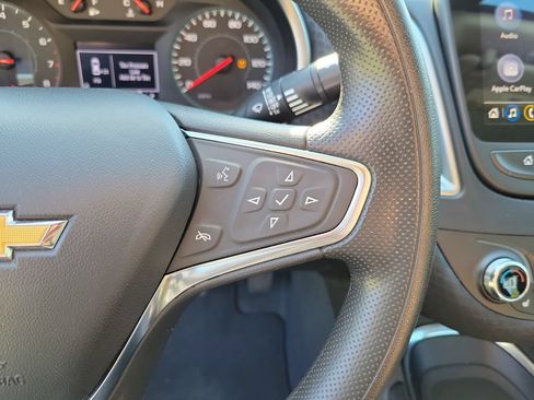 Used 2024 Chevrolet Malibu LT FWD image 18