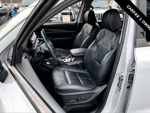 Used 2022 Kia Telluride EX w/ EX Premium Package image 20