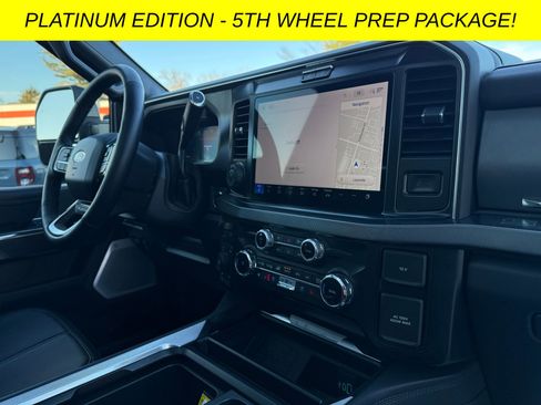 Used 2025 Ford F250 Platinum image 32