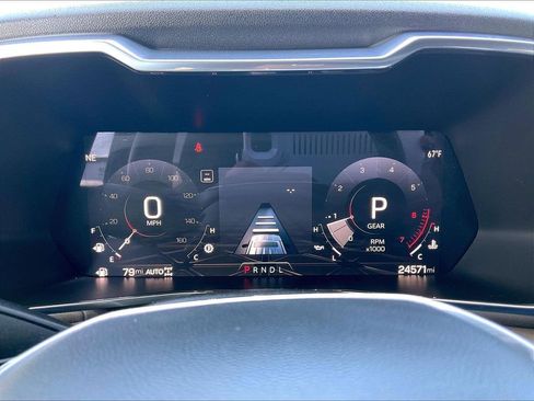 Used 2024 GMC Canyon Denali AWD/4WD image 24