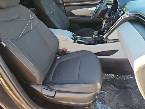 Certified 2023 Hyundai Tucson SE image 20