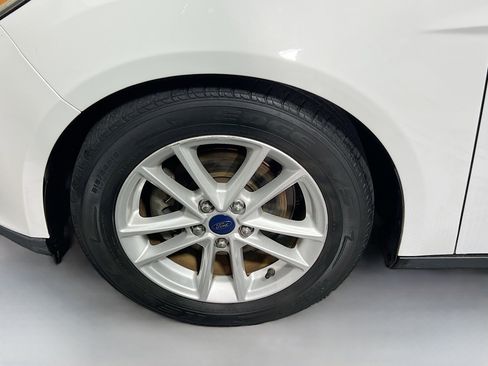 Used 2015 Ford Focus SE image 13