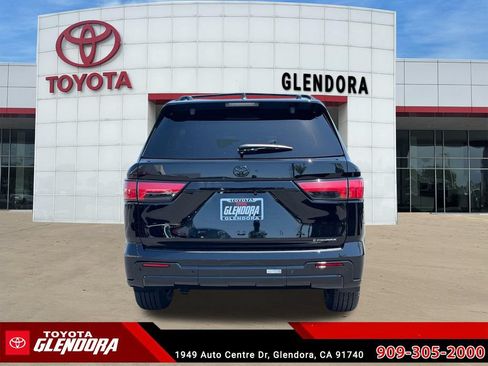 New 2026 Toyota Sequoia Platinum AWD/4WD image 9