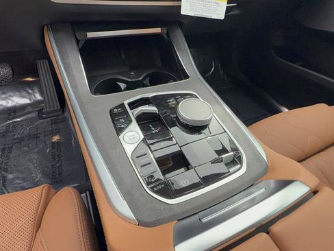 New 2026 BMW X5 xDrive50e image 13