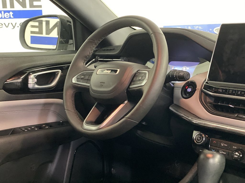 Used 2024 Jeep Compass Limited AWD/4WD image 10