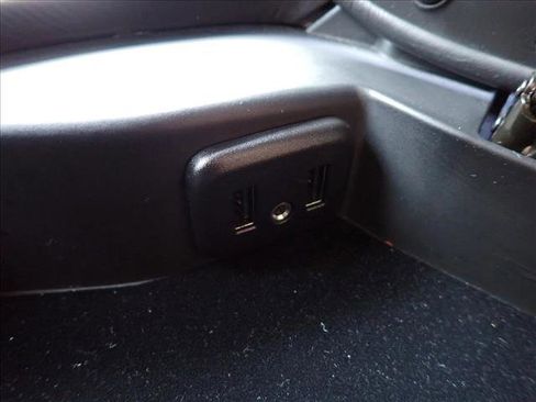 Used 2016 Chevrolet Corvette Z06 w/ 3LZ Preferred Equipment Group image 24