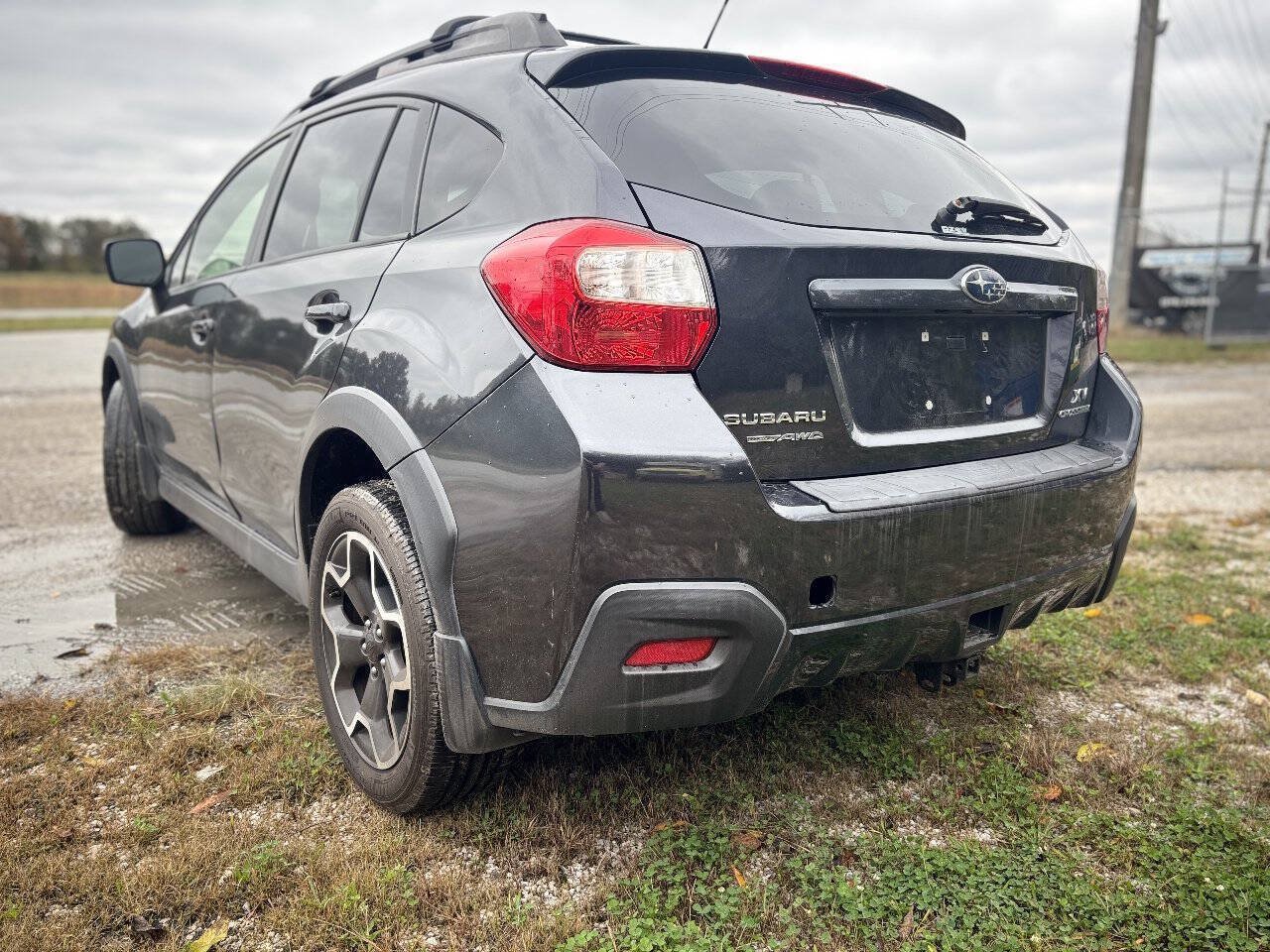 Used 2014 Subaru Crosstrek 2.0i Premium w/ Moonroof Package AWD/4WD image 3