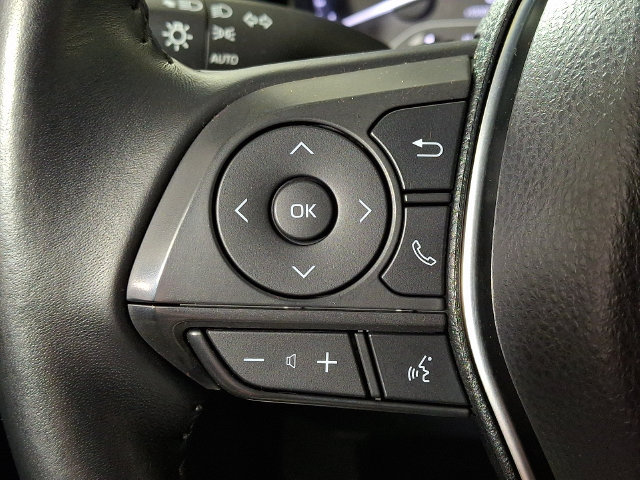 Used 2018 Toyota Camry SE FWD image 20