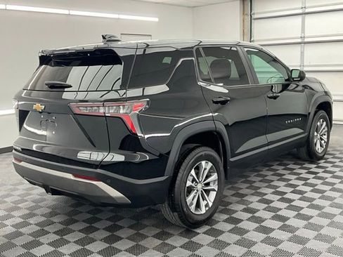 Used 2025 Chevrolet Equinox LT image 23