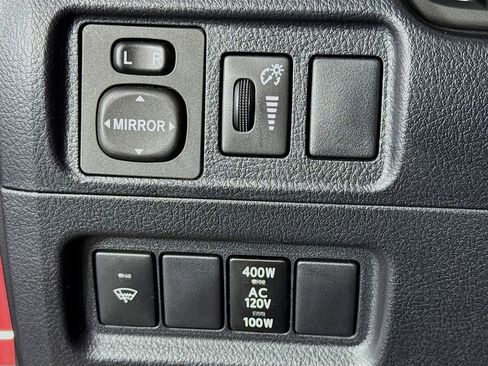 Used 2018 Toyota 4Runner SR5 Premium image 14