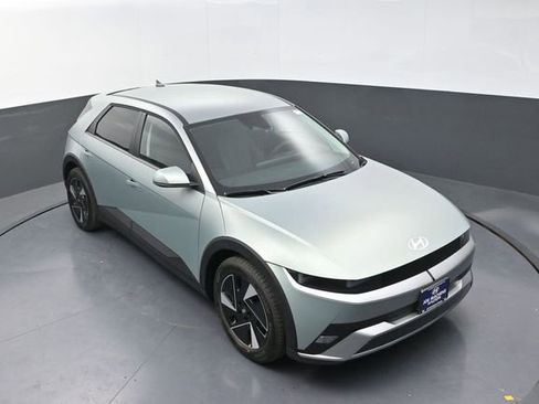 New 2026 Hyundai Ioniq 5 SEL AWD/4WD image 22