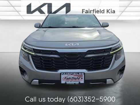 Used 2024 Kia Seltos EX image 8