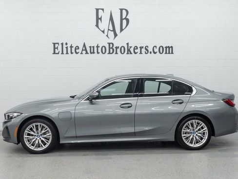 Used 2024 BMW 330e xDrive image 2