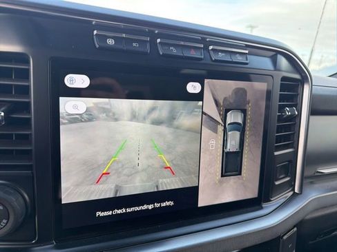 Used 2024 Ford F350 Platinum w/ Tremor Off-Road Package AWD/4WD image 23