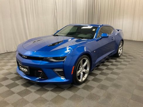 Used 2018 Chevrolet Camaro SS RWD image 5