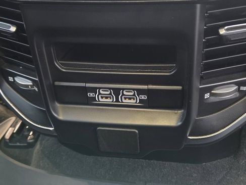Used 2022 RAM 1500 Laramie w/ Sport Appearance Package image 27