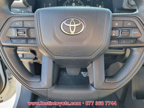 Certified 2025 Toyota Tacoma SR5 image 18