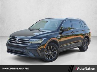 Used 2022 Volkswagen Tiguan SE w/ Panoramic Sunroof Package FWD video 1