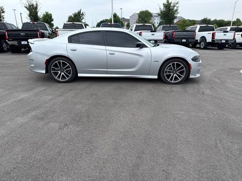 Used 2023 Dodge Charger R/T RWD image 2