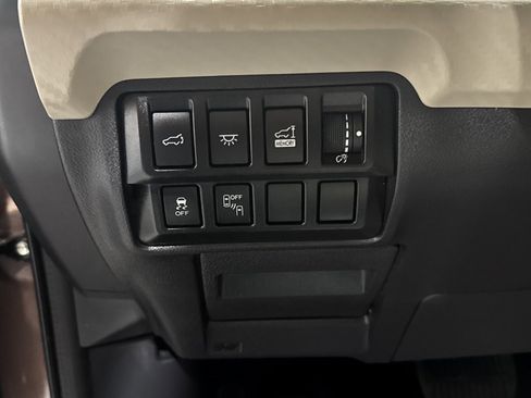 Used 2021 Subaru Ascent Premium w/ Convenience Package image 35