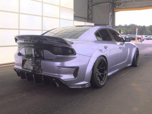 Used 2022 Dodge Charger Scat Pack RWD image 4