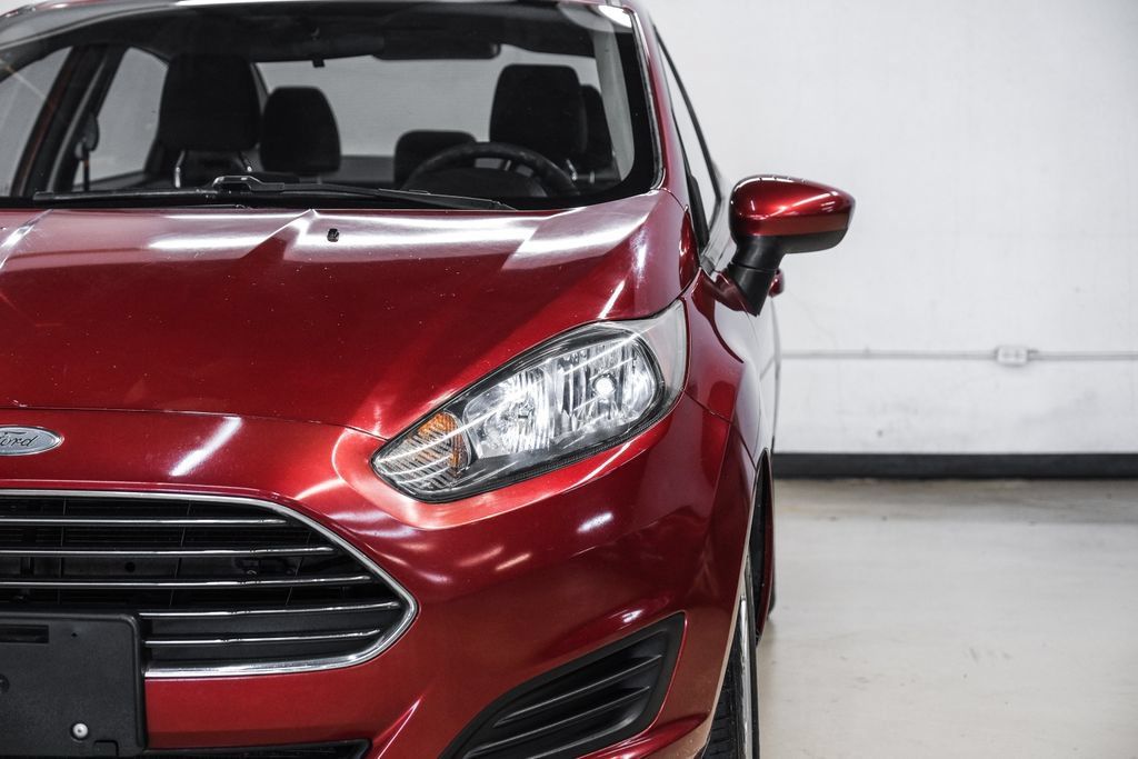 Used 2017 Ford Fiesta SE FWD image 46