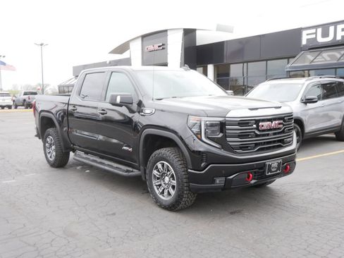 Used 2024 GMC Sierra 1500 AT4 AWD/4WD image 5