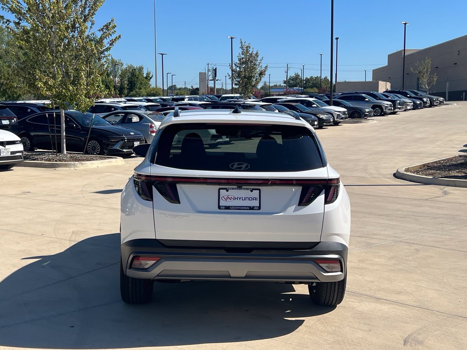 New 2026 Hyundai Tucson Limited FWD image 10