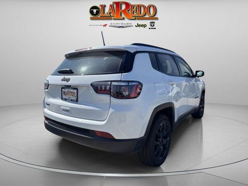 New 2026 Jeep Compass Latitude image 7