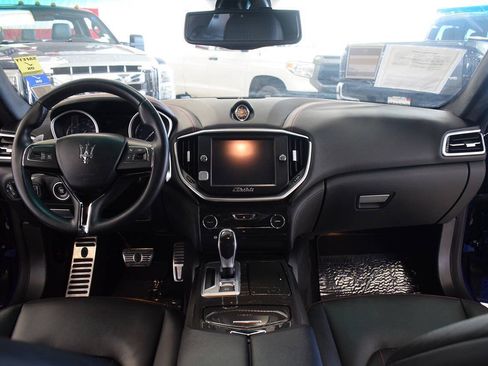 Used 2016 Maserati Ghibli S RWD image 56