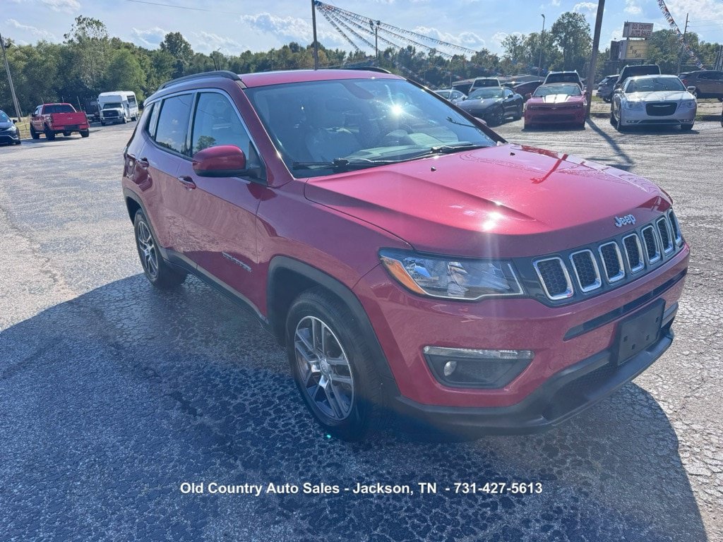 Used 2019 Jeep Compass Latitude FWD image 4