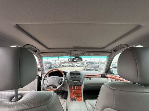 Used 2003 Lexus LS 430 RWD image 51