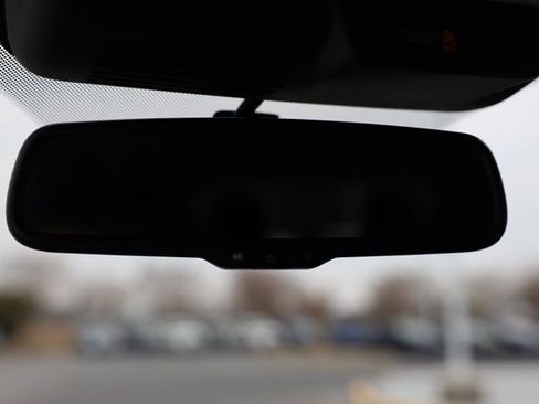 Used 2022 Mitsubishi Outlander SEL image 36