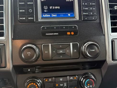 Used 2017 Ford F250 XLT w/ FX4 Off-Road Package image 10