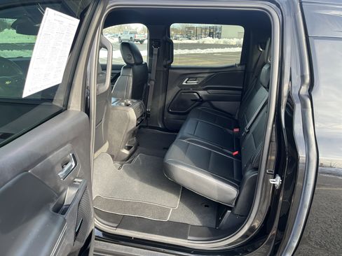 Used 2025 Chevrolet Silverado EV LT image 15