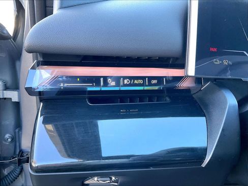 Certified 2026 BMW i5 eDrive40 w/ Premium Package RWD image 33