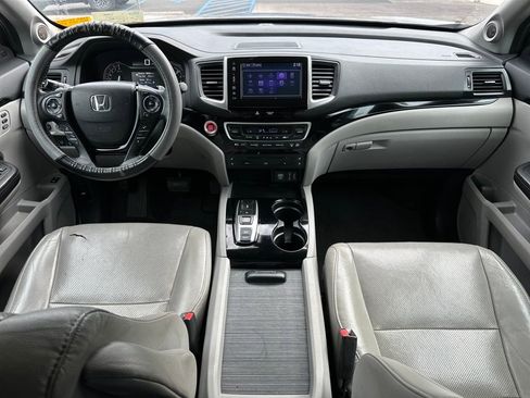 Used 2017 Honda Pilot Elite image 15