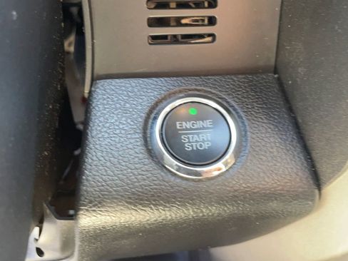 Used 2017 Ford F150 Lariat AWD/4WD image 17
