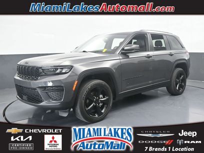 Used 2023 Jeep Grand Cherokee Altitude