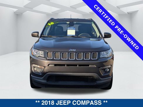 Used 2018 Jeep Compass Latitude w/ Popular Equipment Group image 8